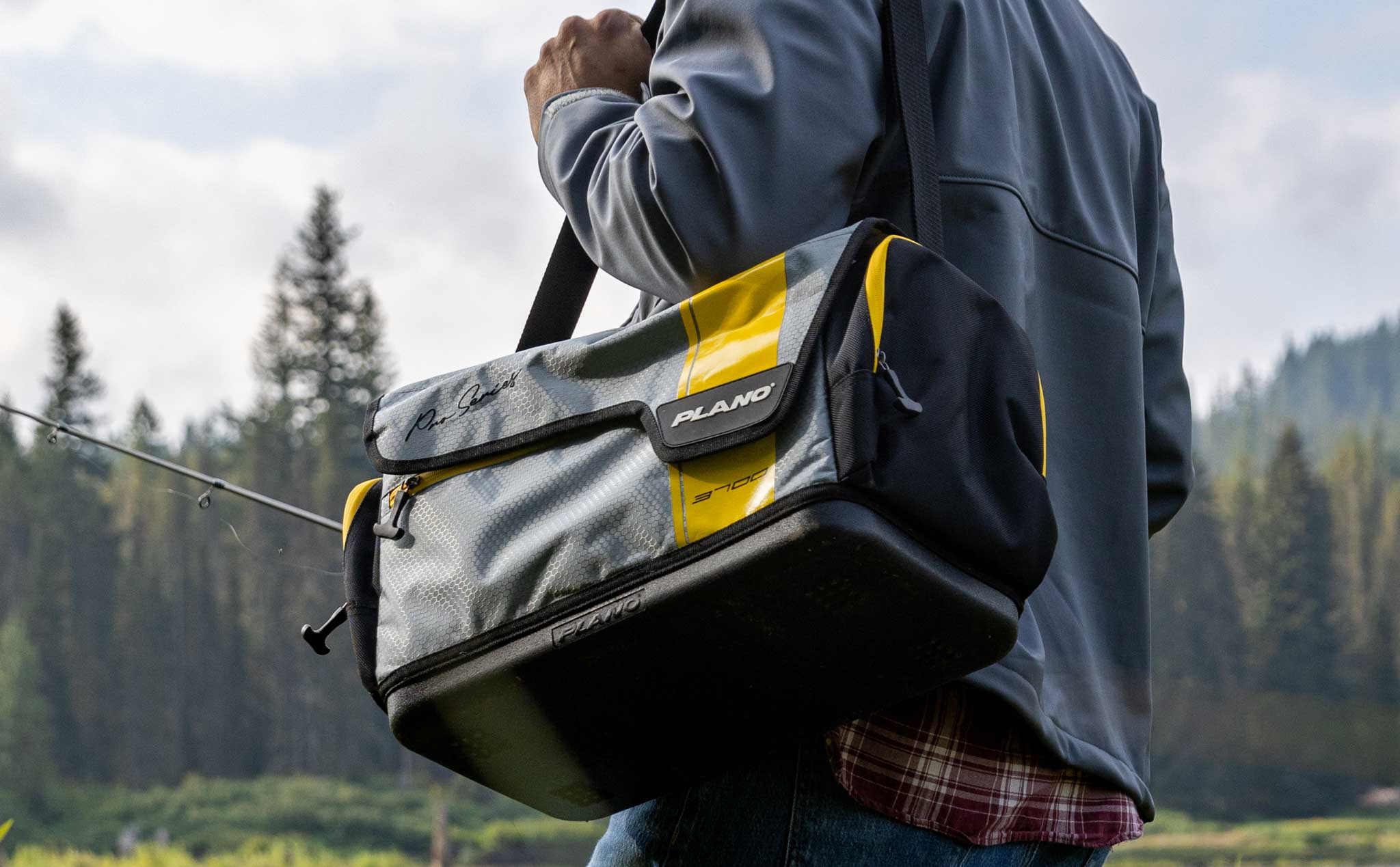 Plano pro series <div>tackle bags </div>